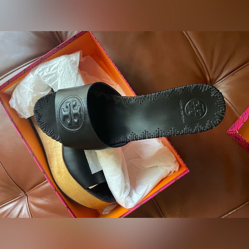 New Tory Burch platform sandal